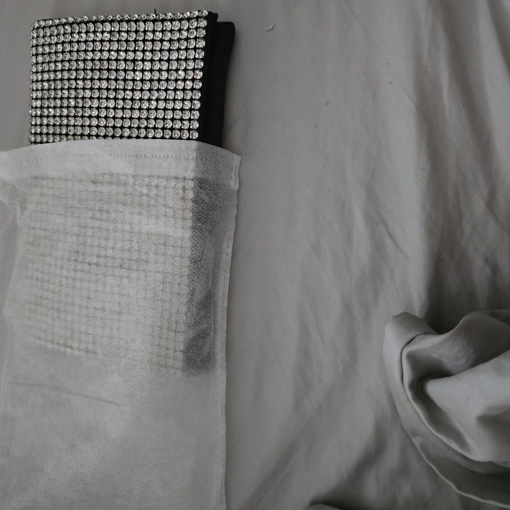 Sparkling Rhinestone Clutch - Picture 4 of 7